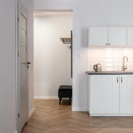 Rentplanet - Reja アパート